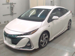 2017 Toyota Prius PHV