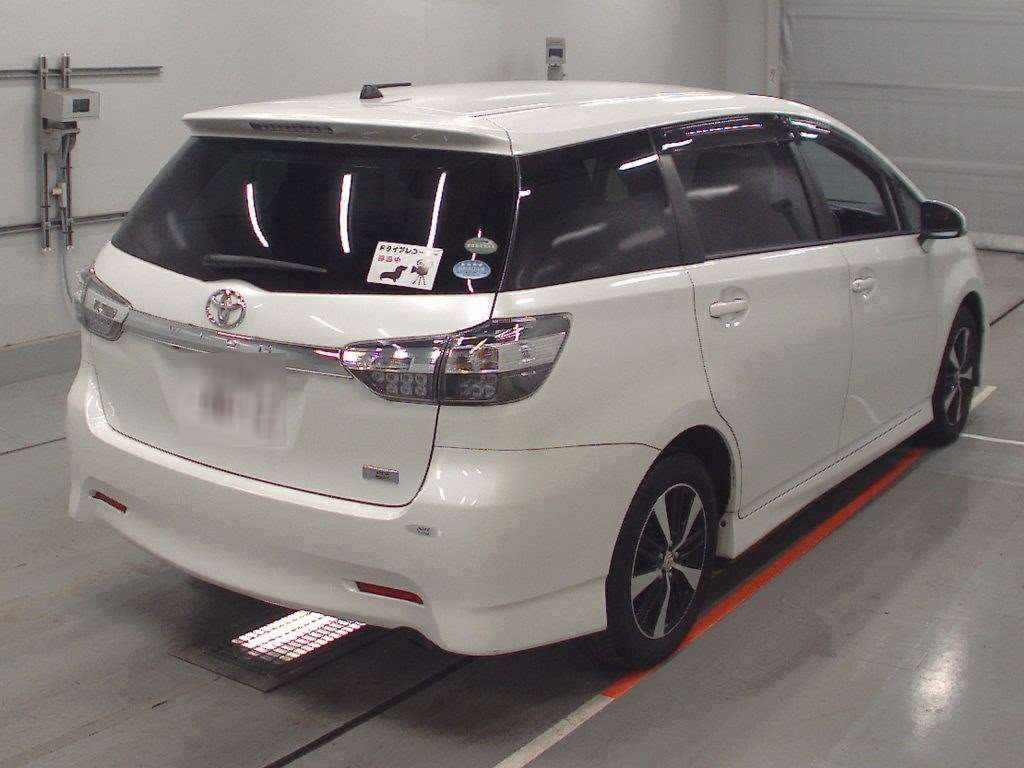 2015 Toyota Wish ZGE20W[1]