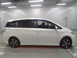 2015 Toyota Wish