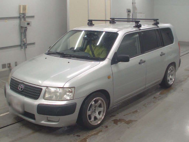 2010 Toyota Succeed Van