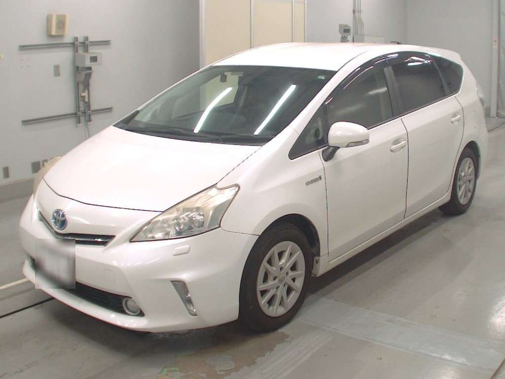 2012 Toyota Prius alpha ZVW40W[0]