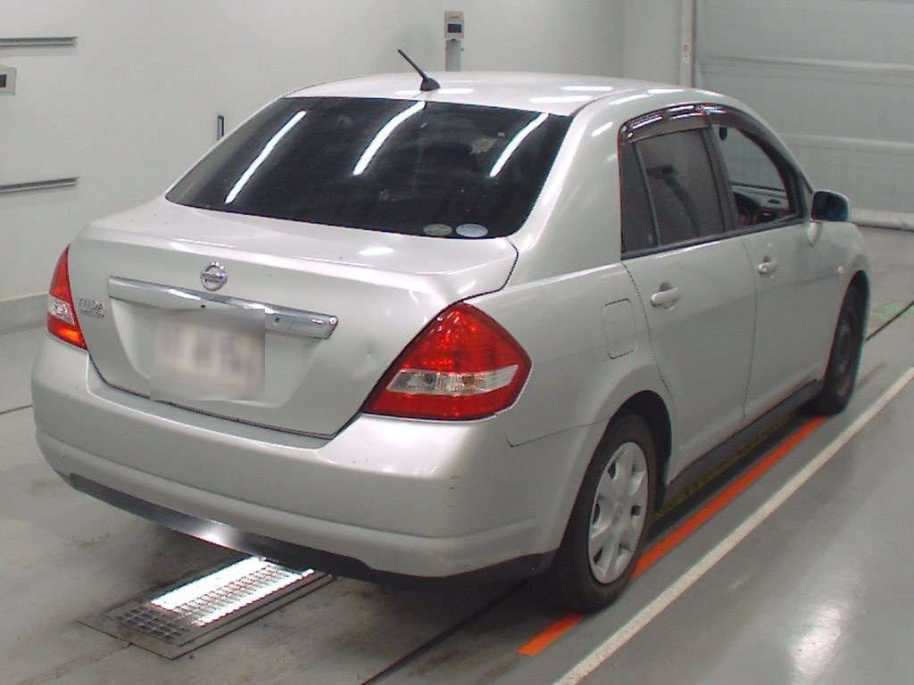 2008 Nissan Tiida Latio SC11[1]