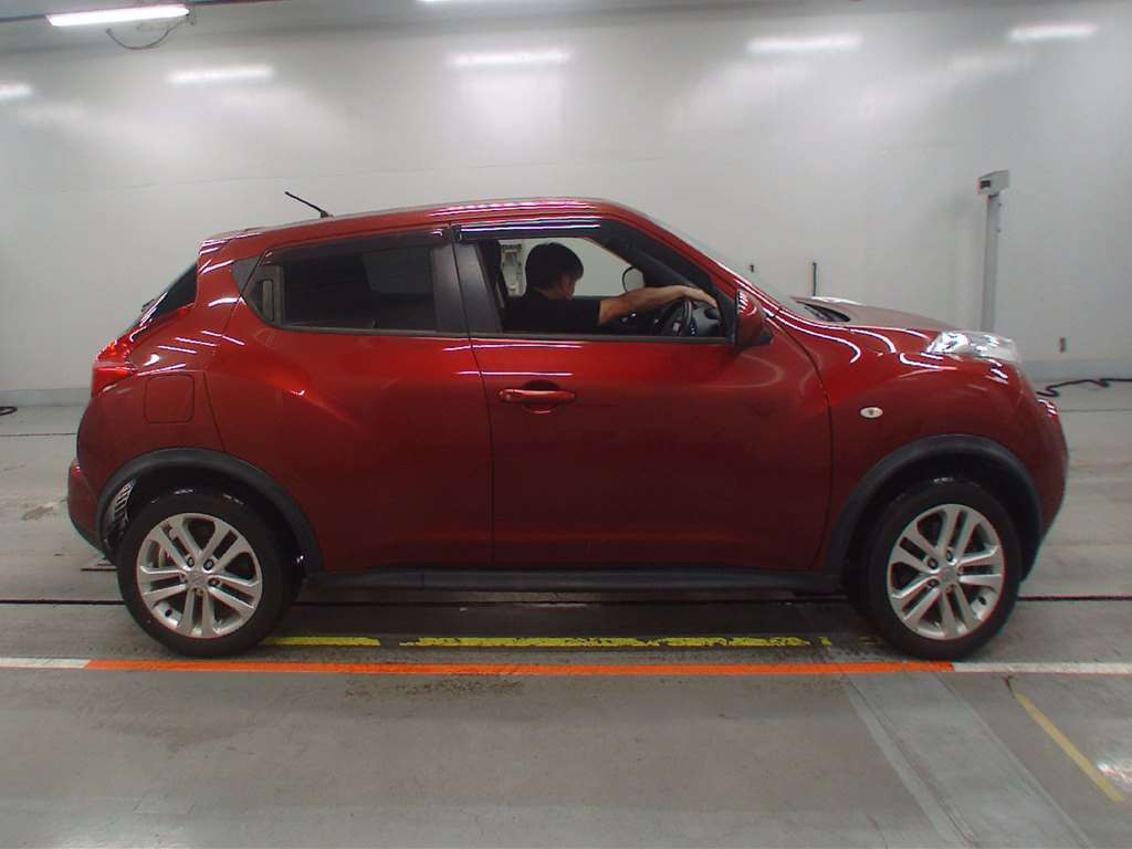 2012 Nissan JUKE NF15[2]