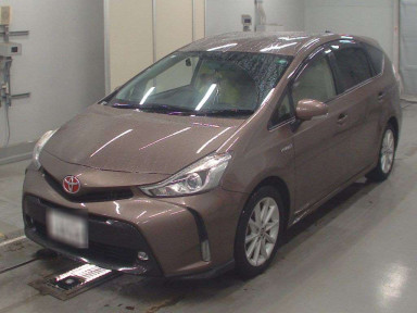 2016 Toyota Prius alpha