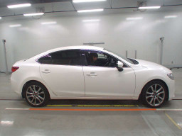 2013 Mazda Atenza