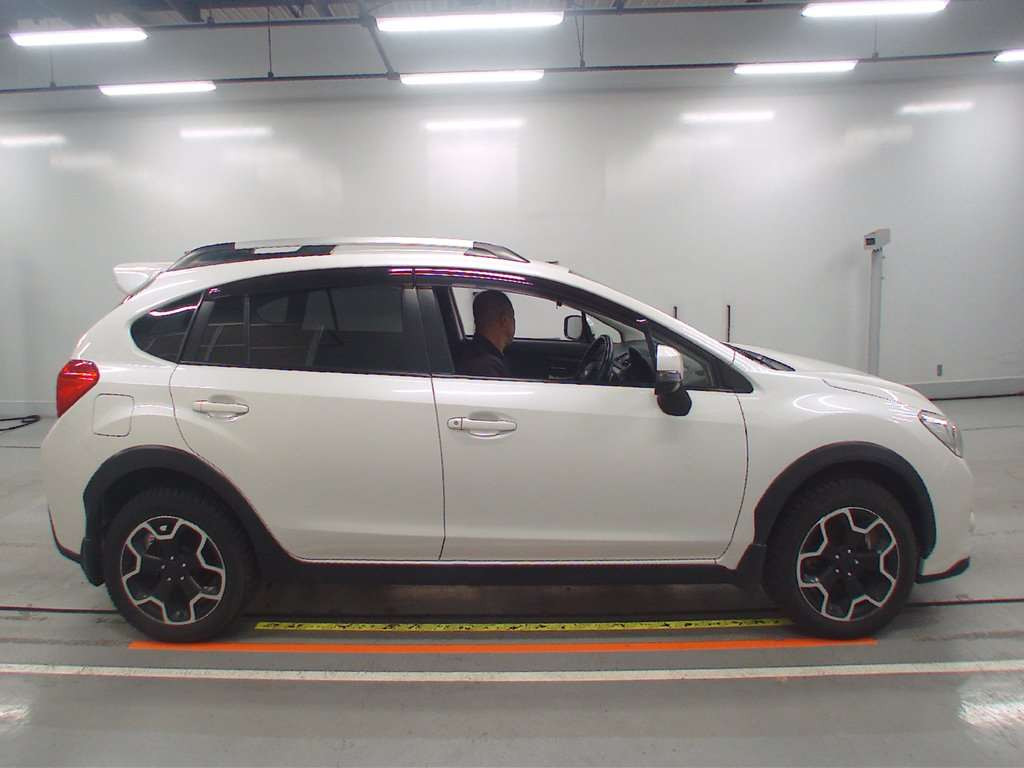 2013 Subaru XV GP7[2]