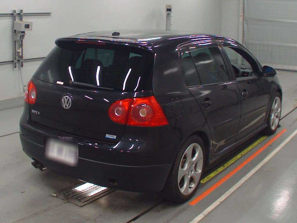 2008 Volkswagen Golf 1KAXX[1]