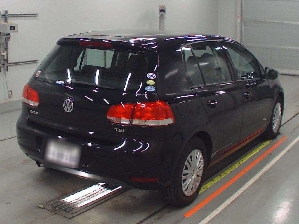 2010 Volkswagen Golf 1KCBZ[1]