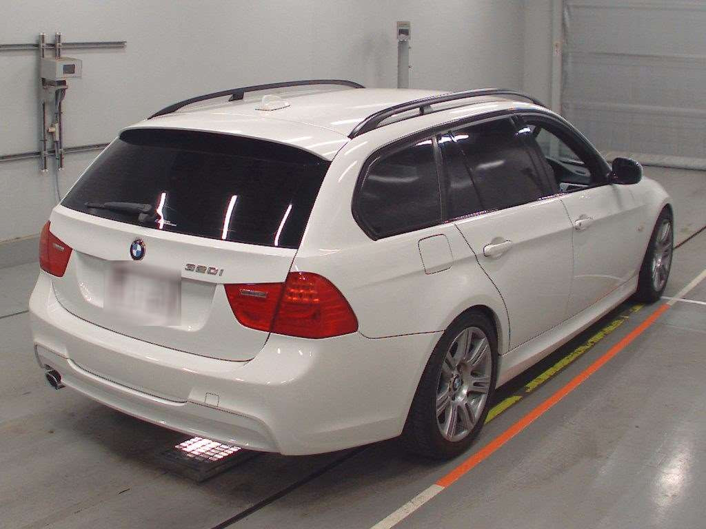 2009 BMW 3 Series VR20[1]