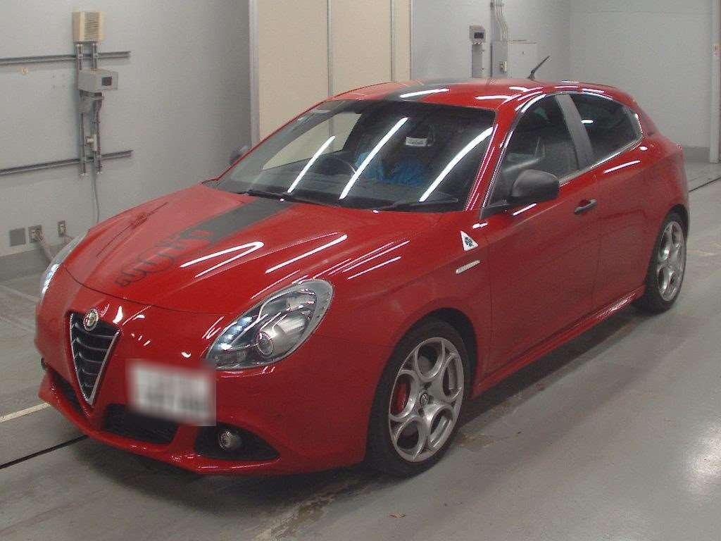 2015 Alfa Romeo Giulietta 940181[0]