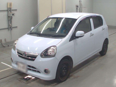 2012 Daihatsu Mira es