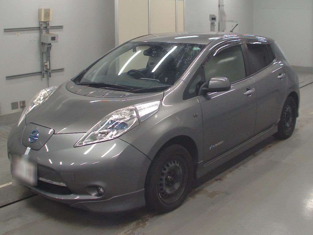 2015 Nissan Leaf AZE0[0]