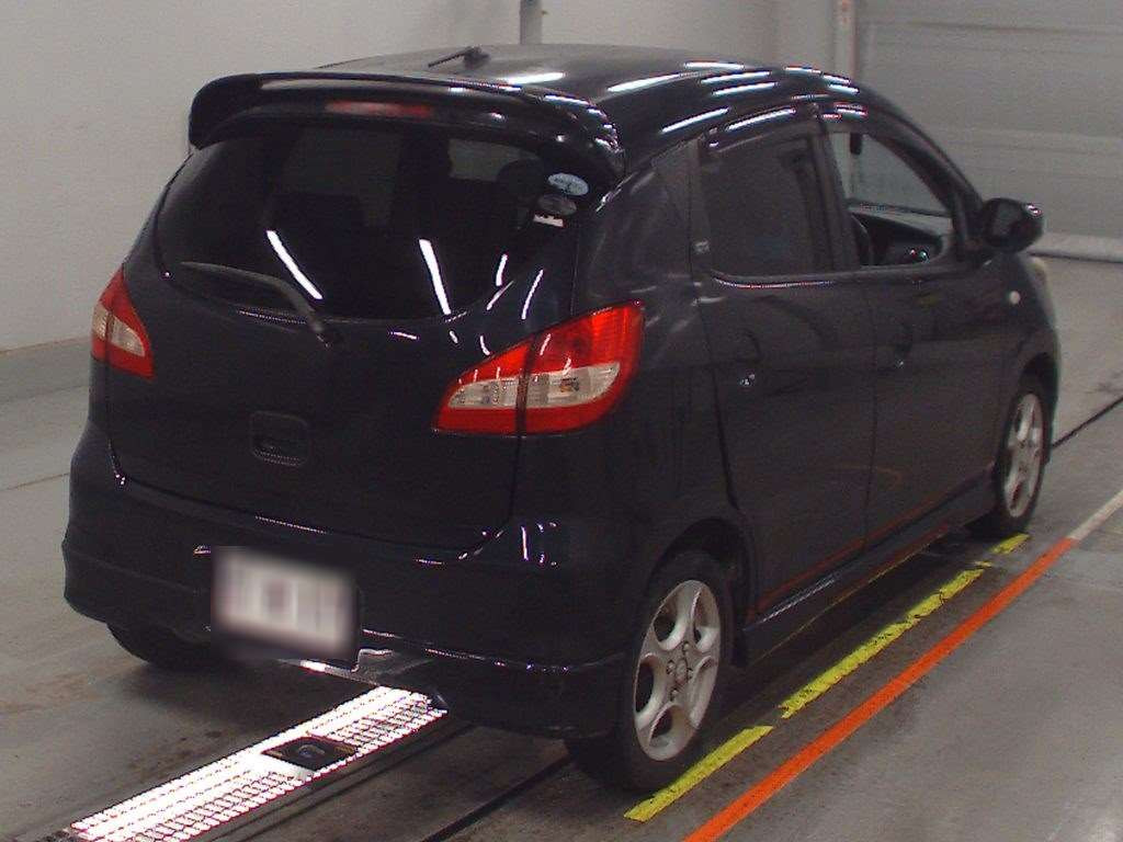 2007 Suzuki Cervo HG21S[1]