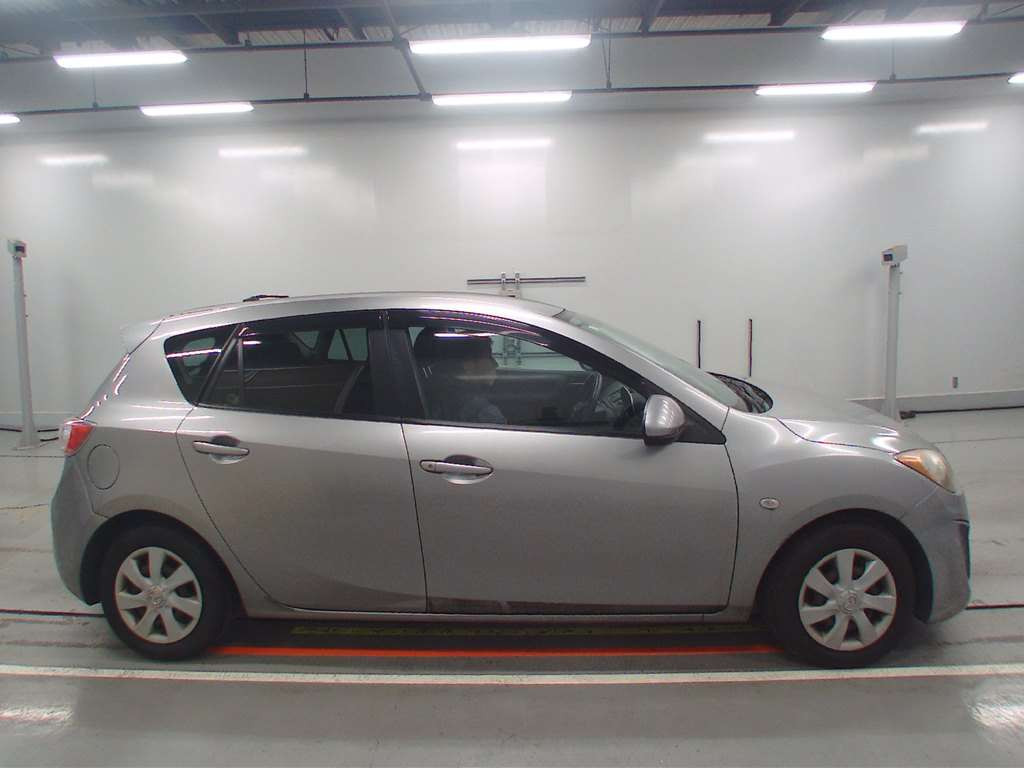 2009 Mazda Axela Sport BL5FW[2]