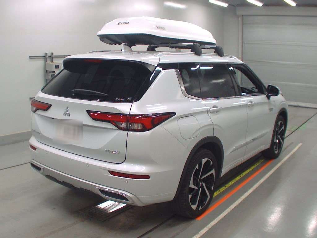 2021 Mitsubishi Outlander PHEV GN0W[1]