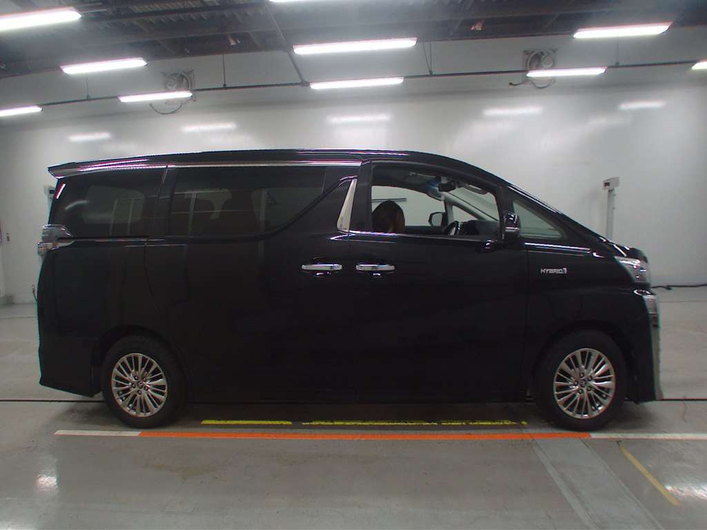 2019 Toyota Vellfire Hybrid AYH30W[2]