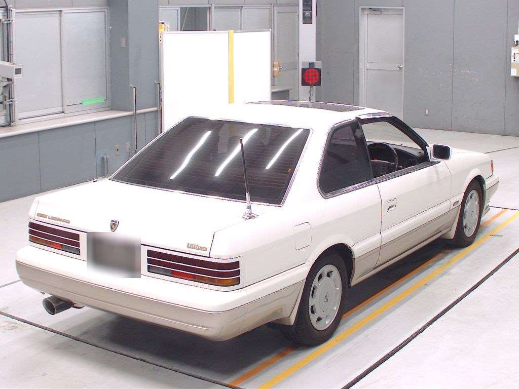 1991 Nissan Leopard UF31[1]