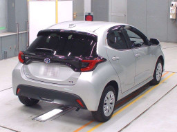 2021 Toyota YARIS