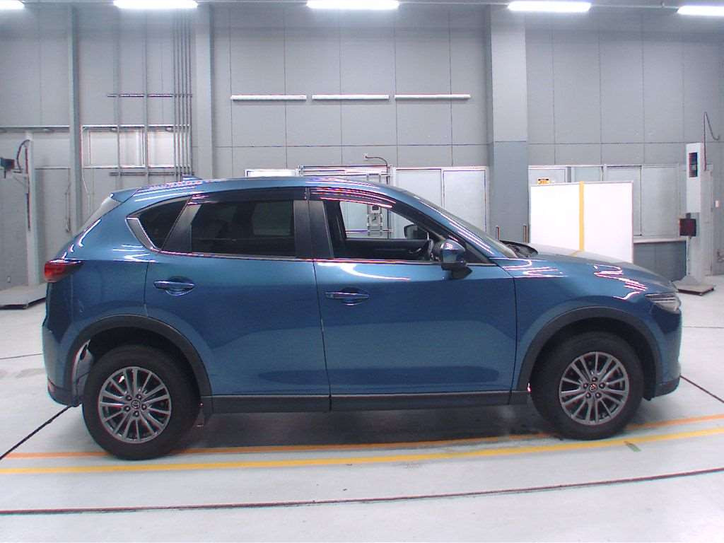 2018 Mazda CX-5 KF2P[2]