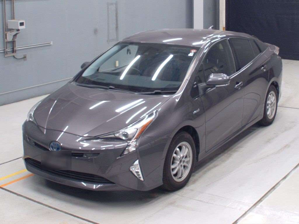 2016 Toyota Prius ZVW55[0]