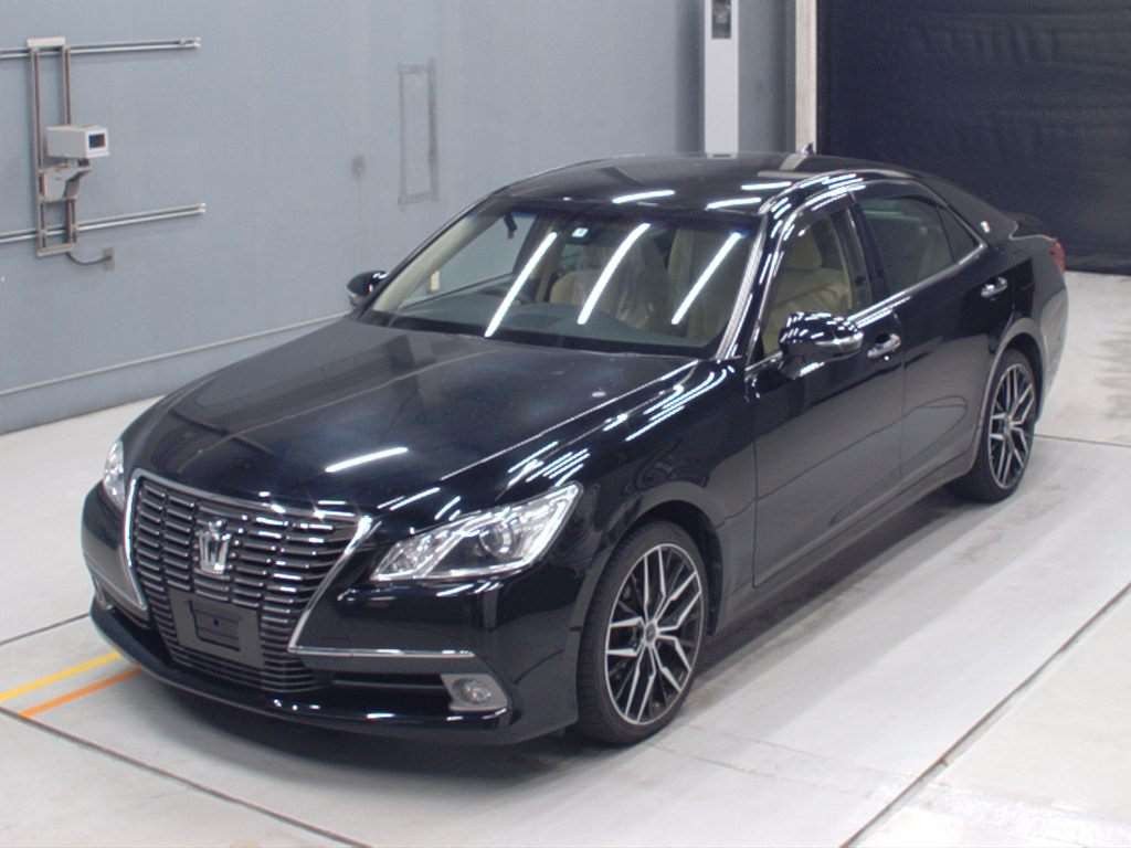 2013 Toyota Crown GRS210[0]