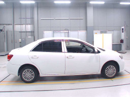 2013 Toyota Allion