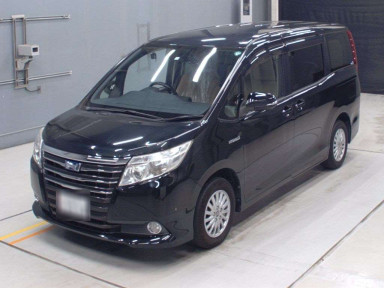 2014 Toyota Noah