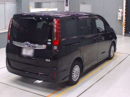 2014 Toyota Noah