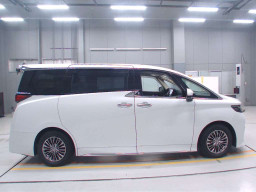 2023 Toyota Alphard Hybrid