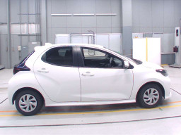 2021 Toyota YARIS