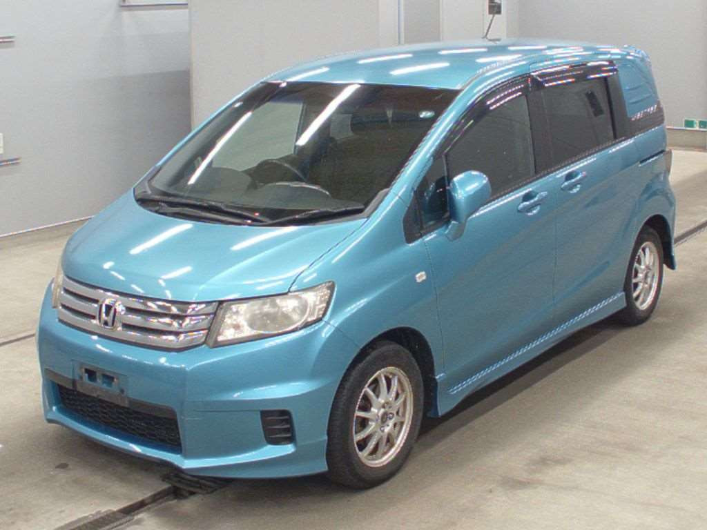 2010 Honda Freed Spike GB3[0]