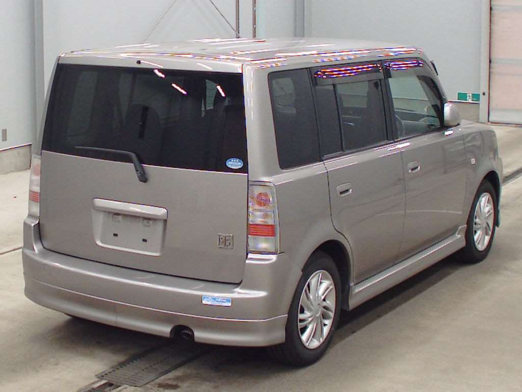 2004 Toyota bB NCP31[1]