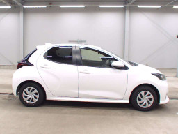 2021 Toyota YARIS