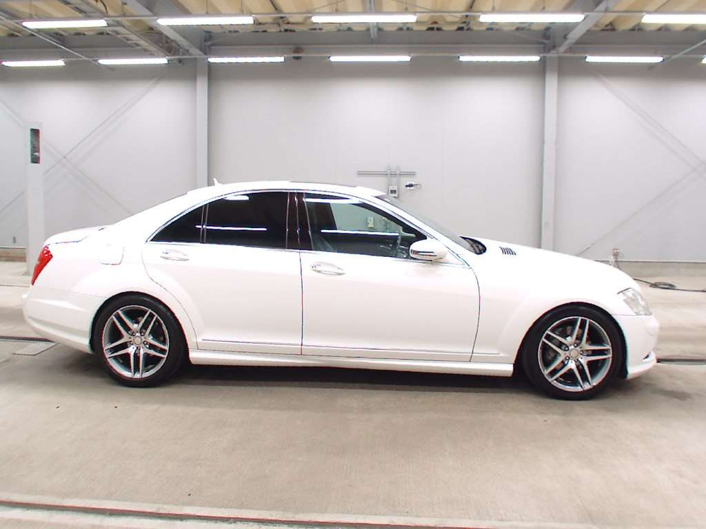 2006 Mercedes Benz S-Class 221056[2]