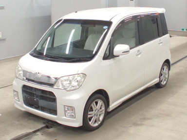 2011 Daihatsu Tanto exe