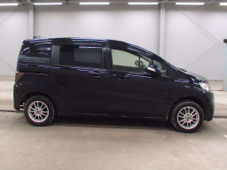 2012 Honda Freed Spike