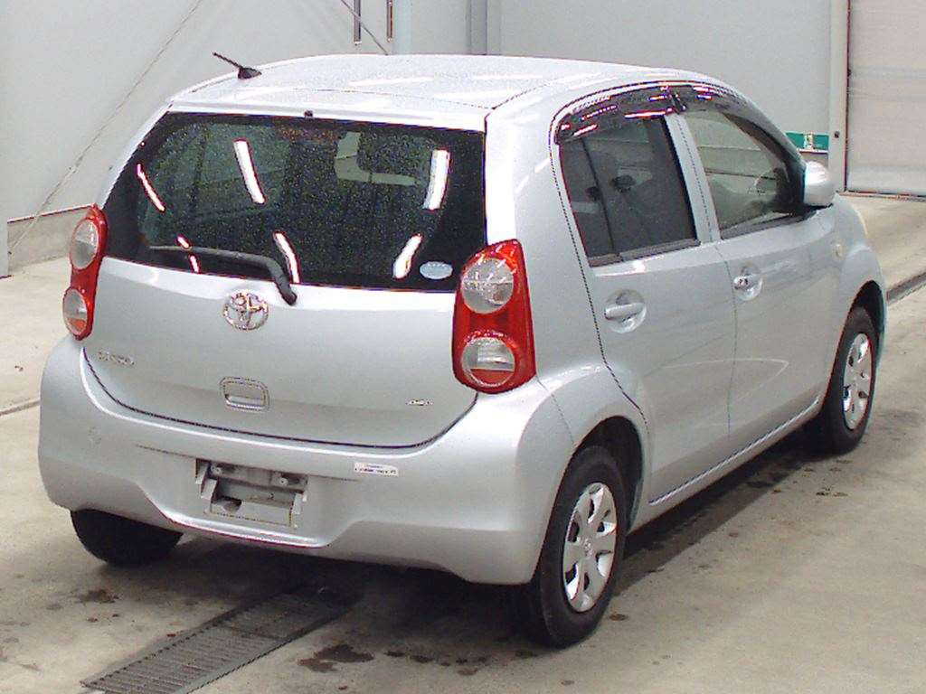 2013 Toyota Passo KGC35[1]