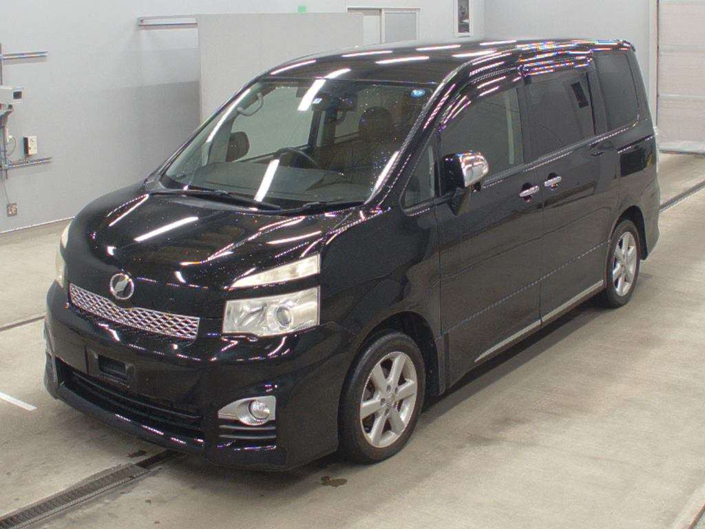 2011 Toyota Voxy ZRR70W[0]