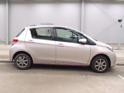 2012 Toyota Vitz