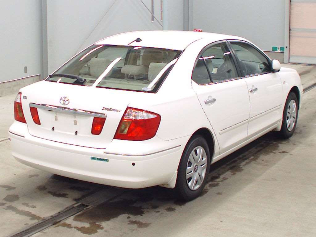 2002 Toyota Premio ZZT245[1]