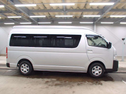 2024 Toyota Hiace Commuter