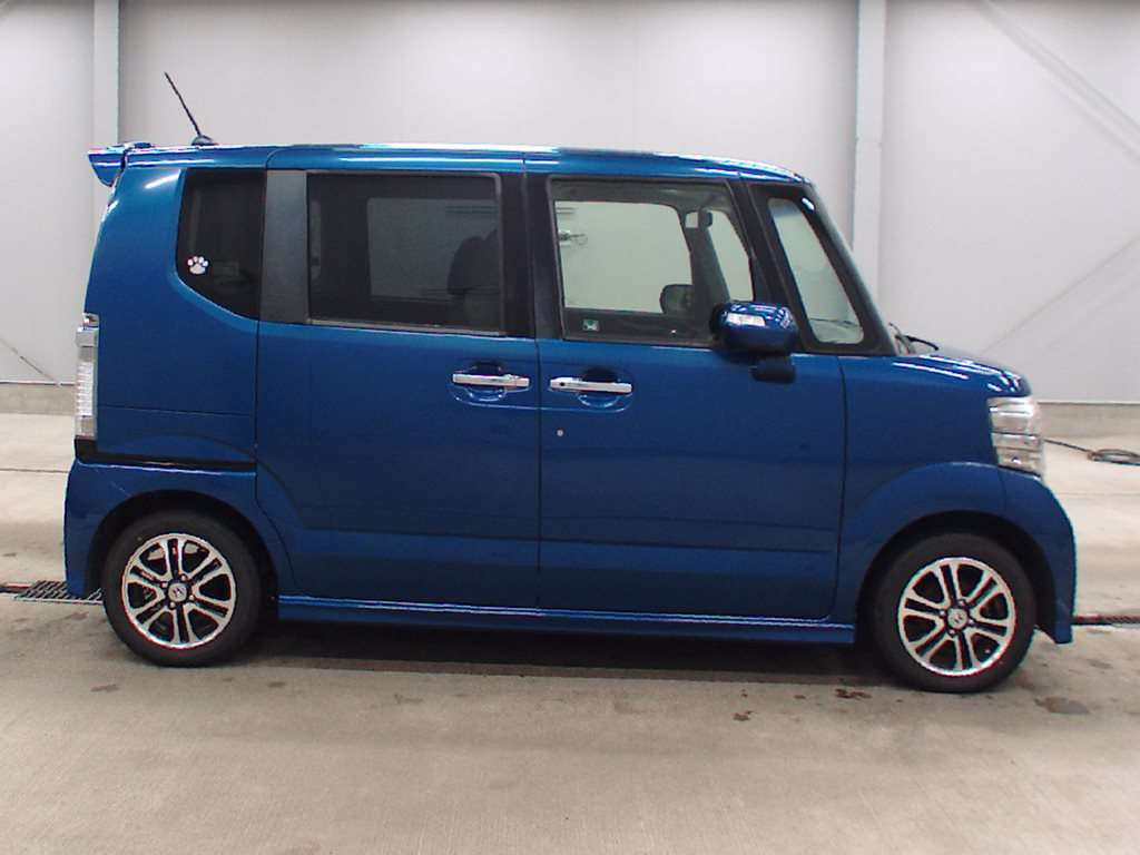 2013 Honda N-BOX CUSTOM JF1[2]