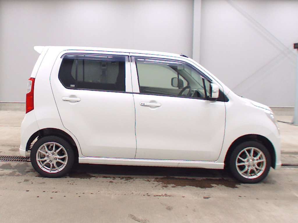 2013 Suzuki Wagon R MH34S[2]