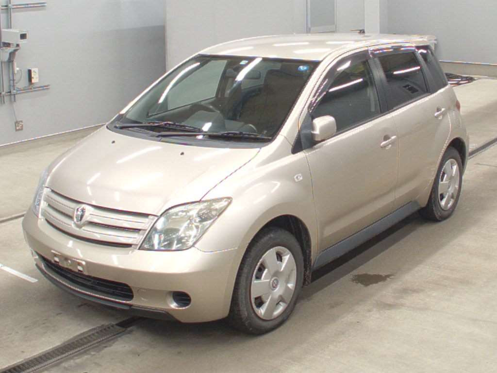 2003 Toyota IST NCP65[0]