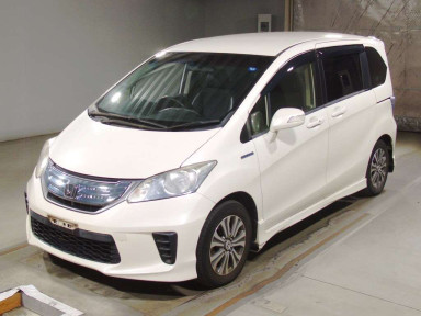 2013 Honda Freed hybrid