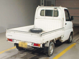 2013 Mitsubishi Minicab Truck