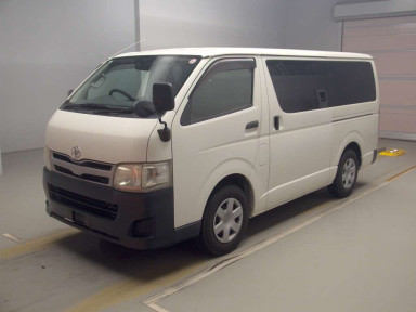 2011 Toyota Regiusace Van