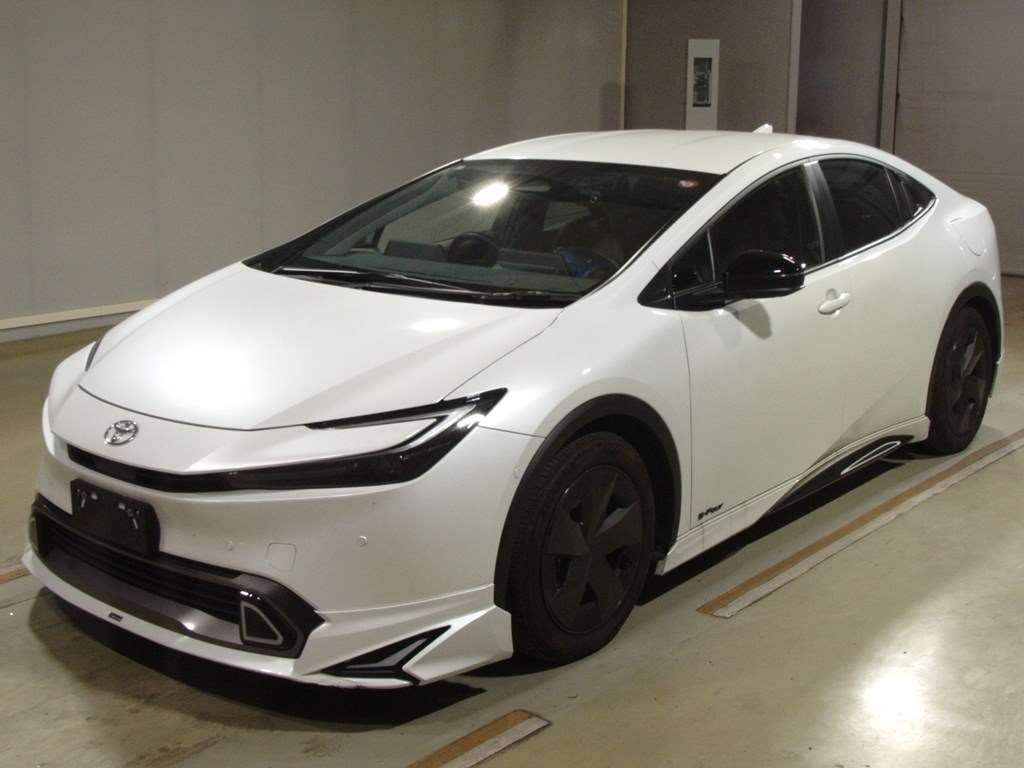 2023 Toyota Prius ZVW65[0]