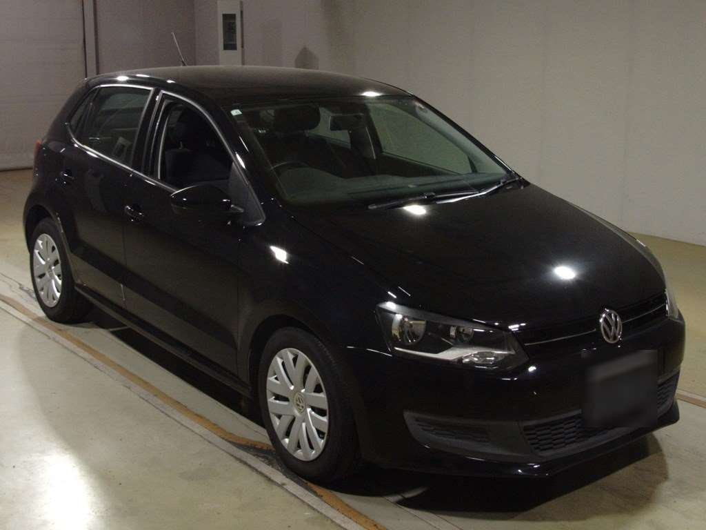 2012 Volkswagen Polo 6RCBZ[2]