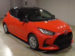 2021 Toyota YARIS